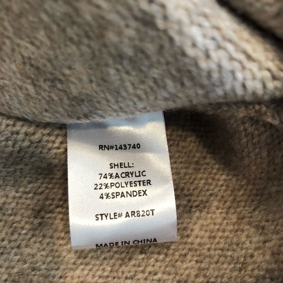 *RELISTED* Oatmeal Turtleneck Sweater Dress NWT Women’s Size Small - Picture 6 of 7